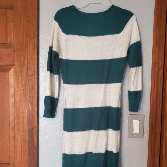 Women's Sweater dress - Picture 2 of 2